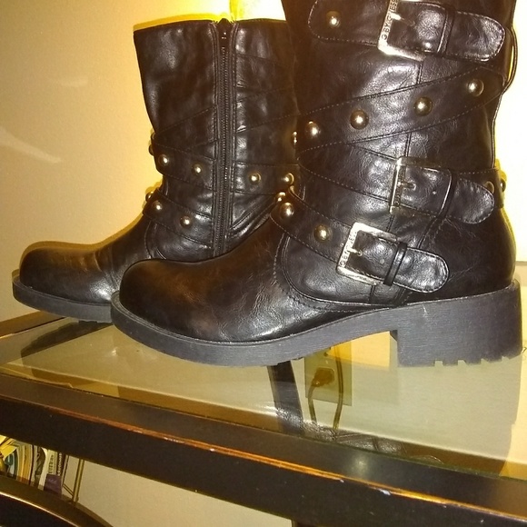 $35! G BY GUESS - Picture 4 of 4